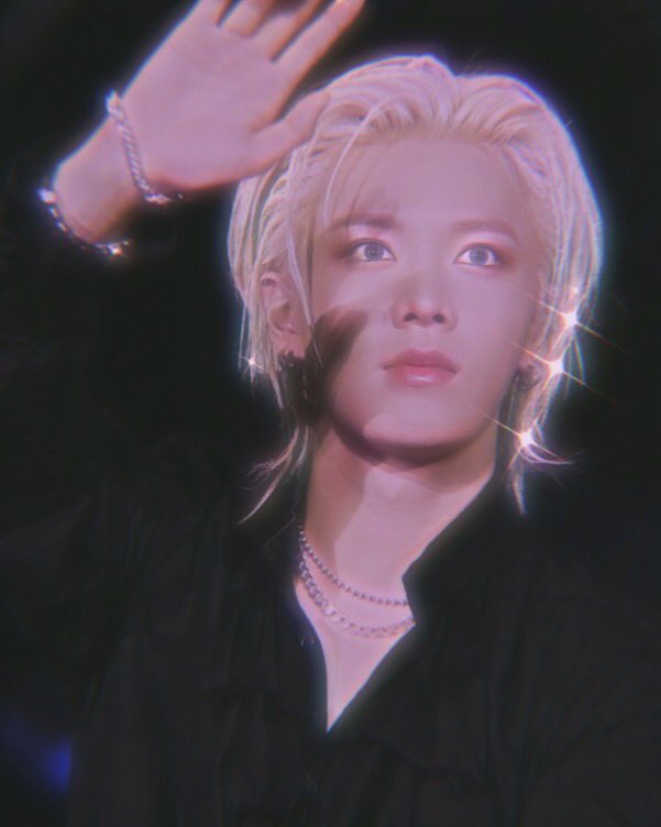 hsjchi_'s tweet photo. Yuta 90s edit | NCT 127

#yutanakamoto #NCT127 #90sheartthrob #90sedit #kpop https://t.co/fB75q1xMHN
