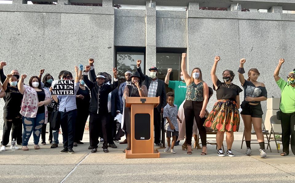 PaWomenRise's tweet photo. Our coalition is strong and united. #MontcoPA #peoplepower #resolution334 WIth @WooriCenter @YW3CA @Fields4PASenate @MoCoGreens @nmoe19401
Mark Jones, and @powerinterfaith https://t.co/e76aYVqFKH