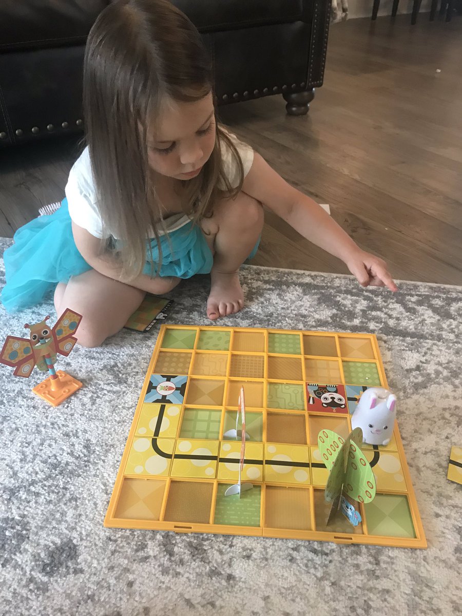 apotter333's tweet image. Coding on a rainy Tuesday! #codingkid 🧠 😊