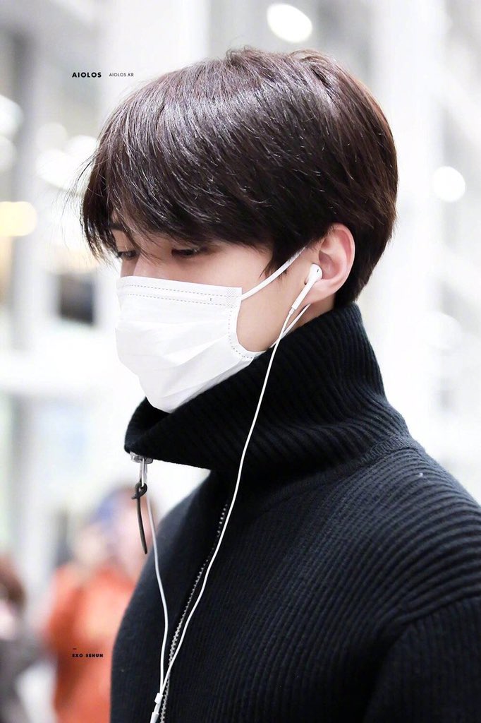 𝐜𝐚𝐧𝐜𝐞𝐫— long sexc black hair down