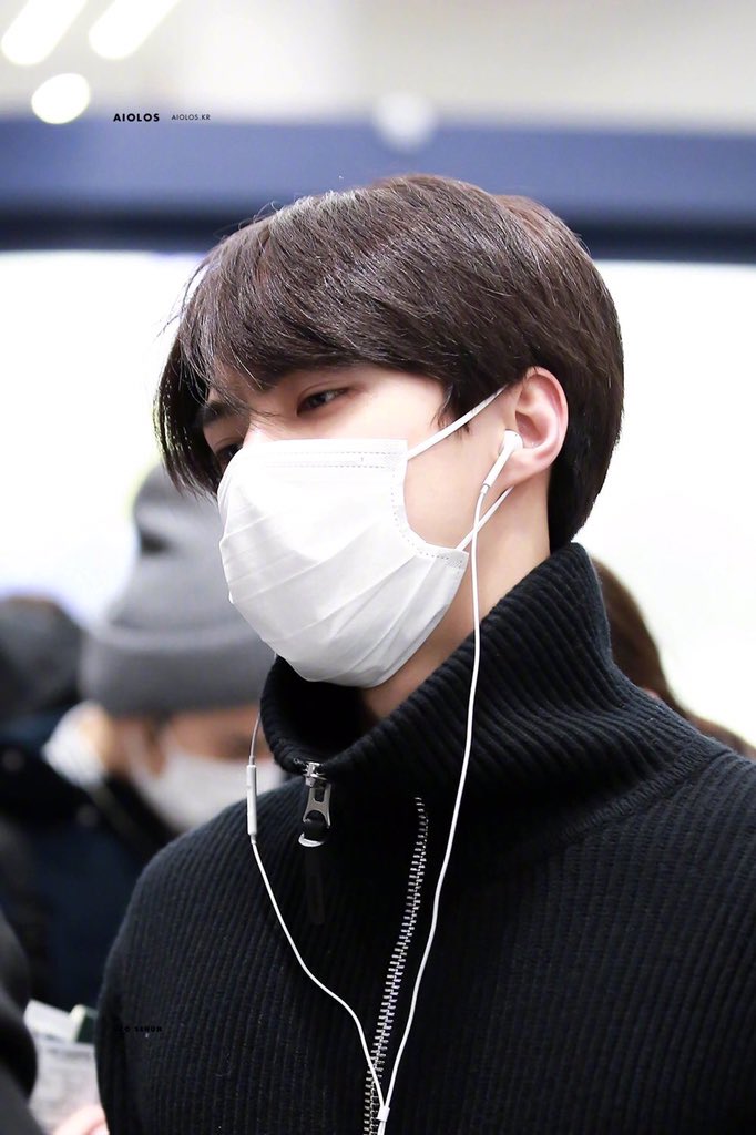 𝐜𝐚𝐧𝐜𝐞𝐫— long sexc black hair down