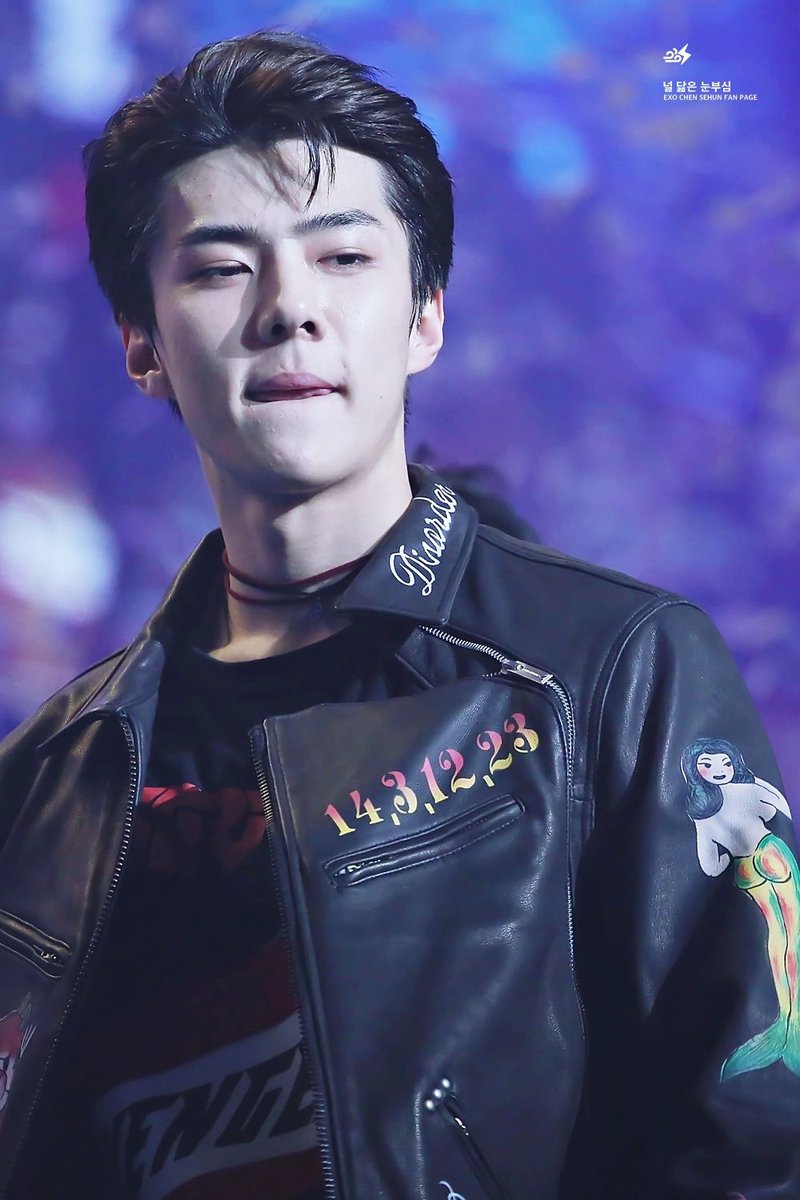 𝐥𝐞𝐨— the comma