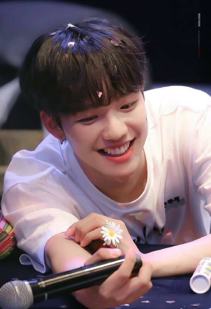 TaeBling's tweet photo. #영민아_사랑한데이
#임영민_사랑해 
#StayWithYoungmin
#임영민 

어젯밤도 너를 꿈을 꿈다.
너의 전제를 나의 산다는 희망입니다.
오늘도 화이팅 하자 같이! https://t.co/yLKCxVaLk0