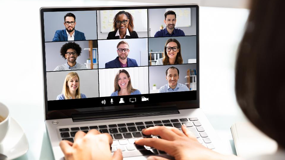 Forbes's tweet photo. Here are 15 traits of today’s effective leaders: https://t.co/RHw3ua8sGI https://t.co/nXfZagoC3P