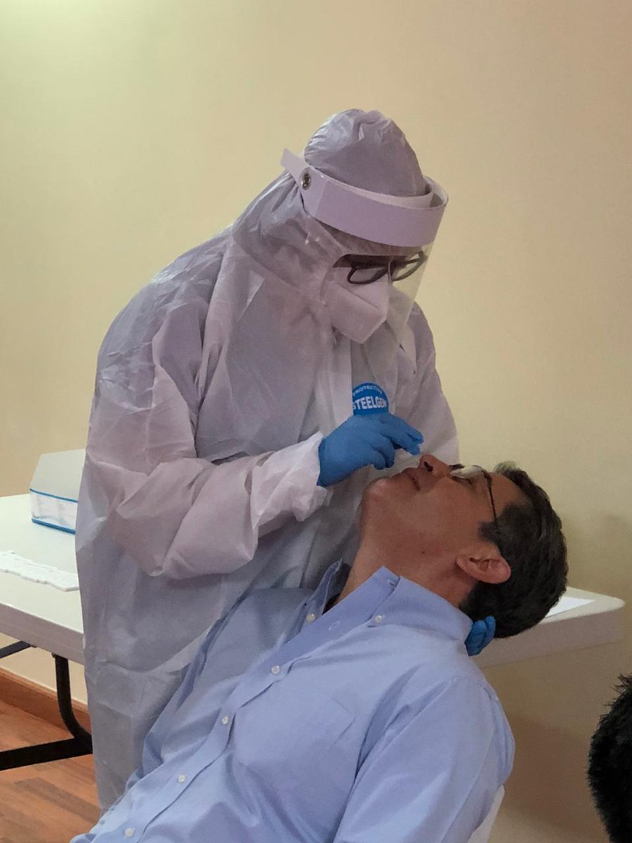 Paul_Emilio's tweet photo. No recibe a nadie, no trabaja con nadie porque lo vemos en sus redes que solo es por video, no va al mercado, no va a hospitales, no desinfecta las cosas del súper, esta aislado ¿dónde se va a contagiar? expliquenme. https://t.co/bycm4N54WI