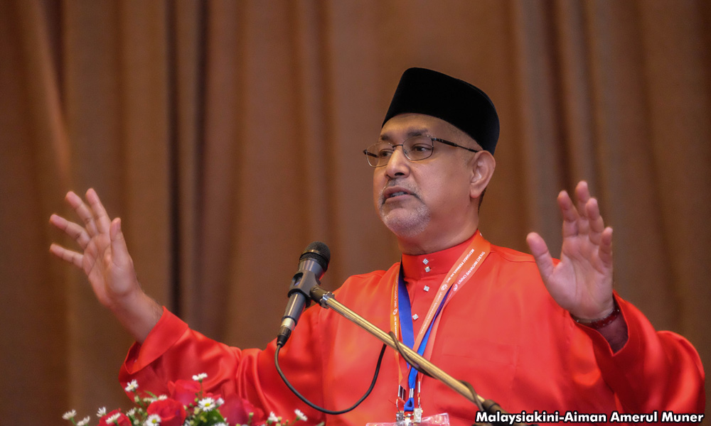 mkini_bm's tweet photo. Syed Ali Al-Habshee dilantik pengerusi PPZ-MAIWP https://t.co/oRv5pHh7t3 https://t.co/HI23s9HJV9