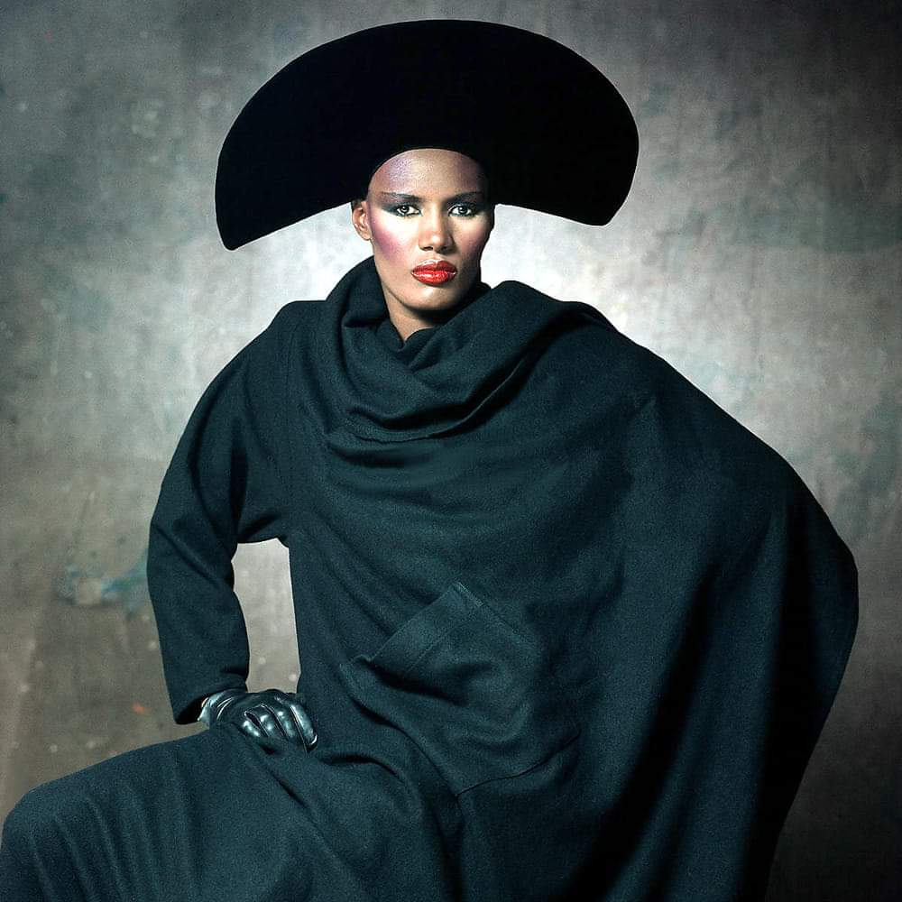Robogiggles's tweet photo. #GraceJones #GraceInYourFace https://t.co/a5Yv84BcAx