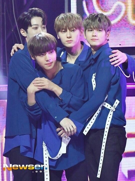 hooniewoonie's tweet photo. Wanna One                                Wanna One
Actor Line                                      OST Line https://t.co/KNvyGZVh2X