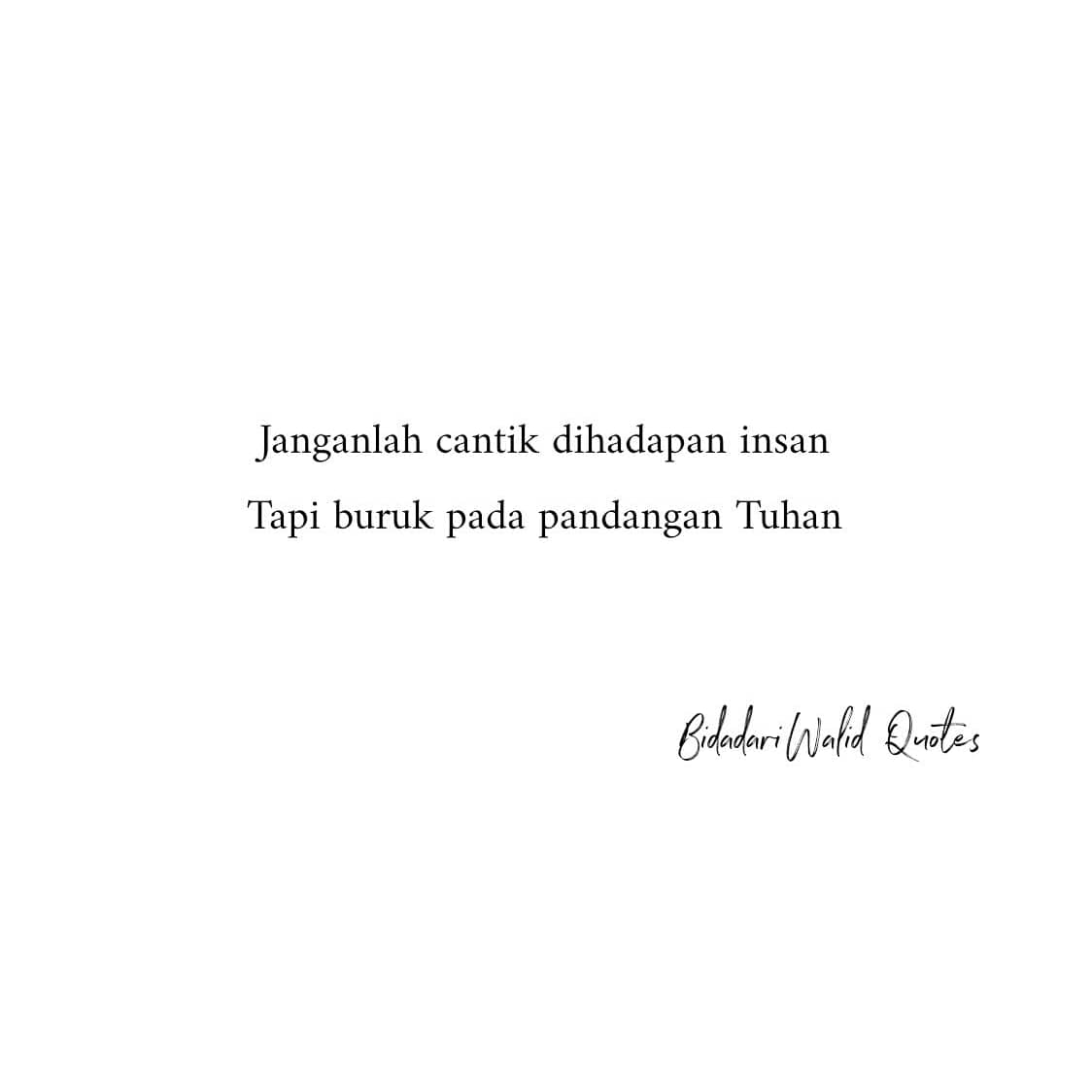 BWQuotess's tweet photo. Wanita,
Dikau umpama mutiara di dasar lautan,
Orang perlu berjuang menyusur ombak, menahan arus dan menyelam kedalam laut yang dalam, untuk dapat menemukannya. 

Mereka memerlukan bekal yang cukup sehingga layak mendapatkan mutiara indah itu
#BidadariWalidQuotes https://t.co/rNAdg70hLj