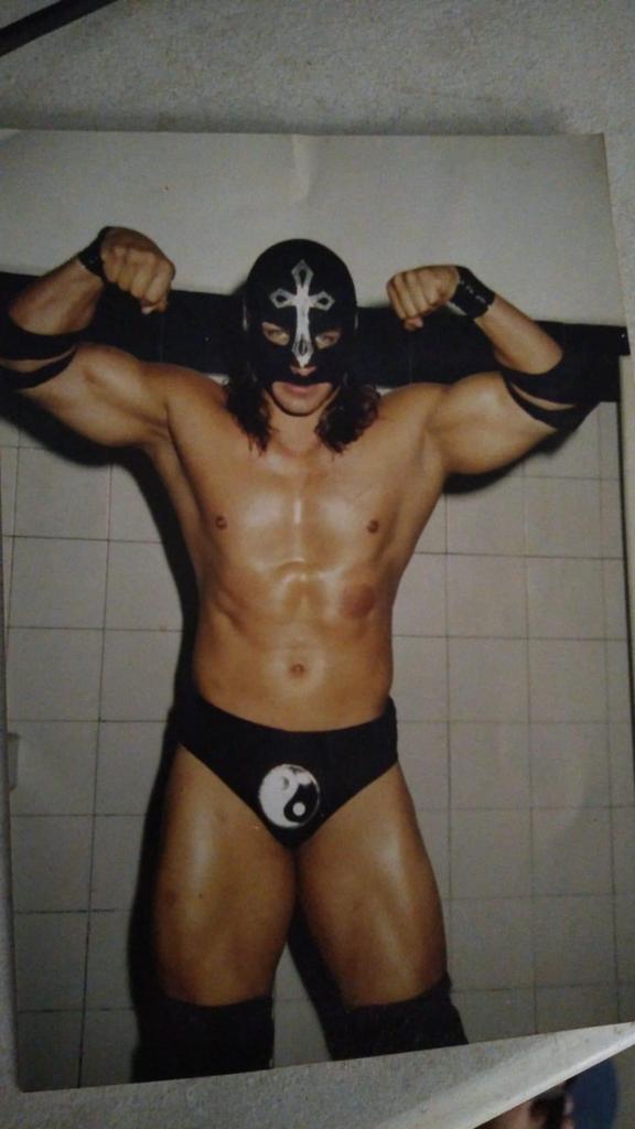 AlphaElegido's tweet photo. Foto de mis inicios!! Hace como 15 años!! #ElAlpha 💪😈👊 https://t.co/Pb7al4tYUh