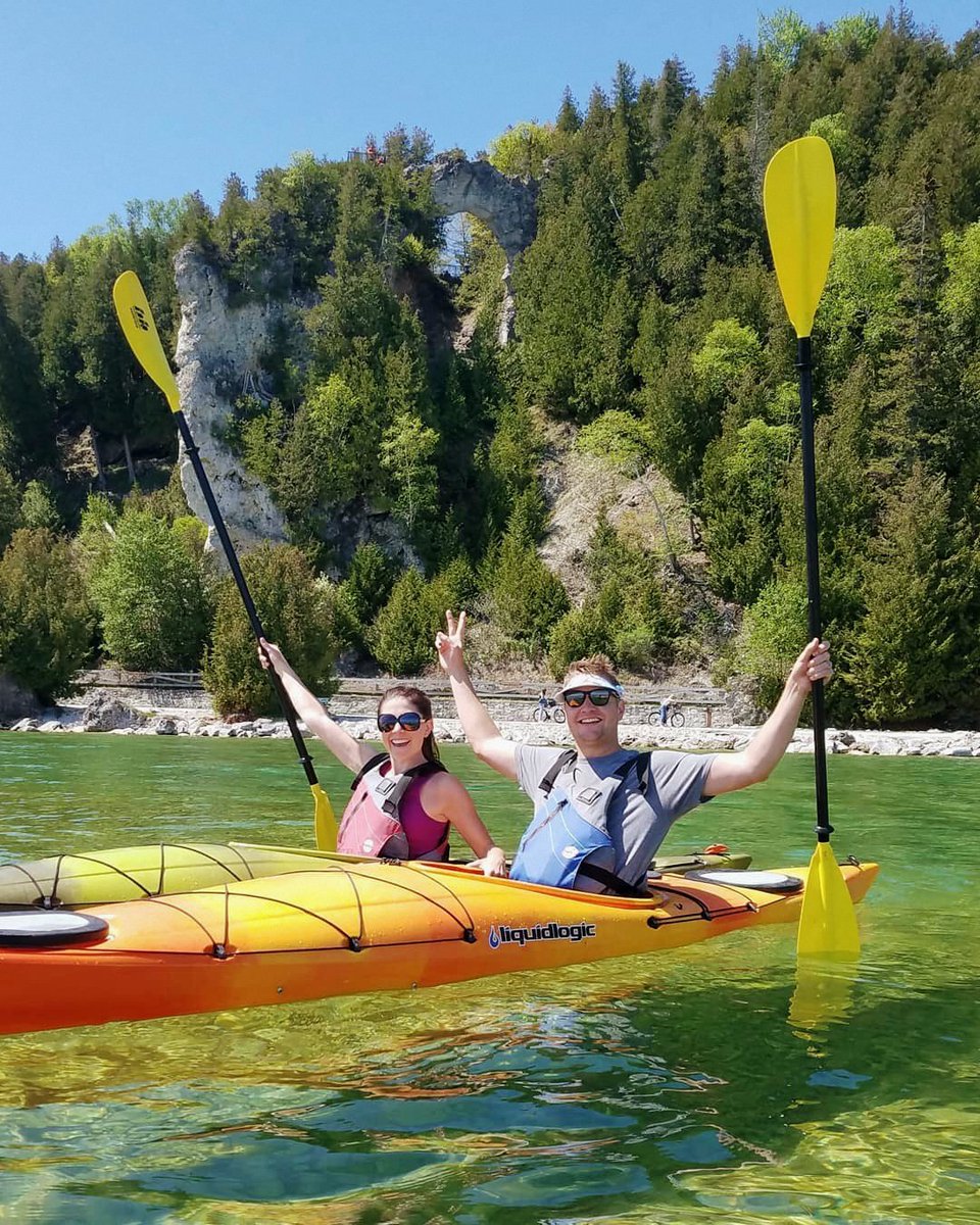 BBpaddles's tweet photo. When the paddling conditions are perfect! 📸 @mackinackayak #bendingbranches #bouncepaddle #kayakadventures #lakehuron #liquidlogic https://t.co/sPKsnLoF7K