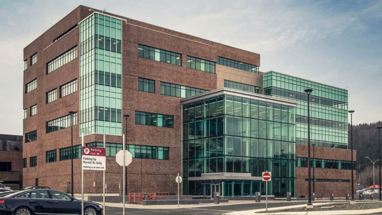 CBCNL's tweet photo. NEW | Doctor facing racism complaints no longer licensed to practise medicine in N.L.

By: @ryancookeNL 

https://t.co/jVzagVAlkB #cbcnl https://t.co/qJPZnjb36K