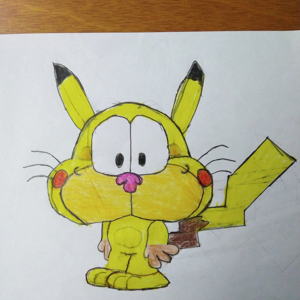 TomiPratta's tweet photo. #DisenoConMundoGaturro @mundogaturro .Es un pijama de Pikachu. Nombre de Mundo Gaturro: GATITO8000. https://t.co/HKQeqLGwBU