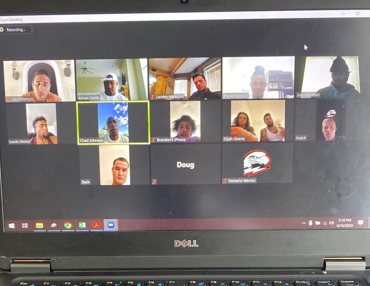 Keno_S_'s tweet image. Had to show the crew what an NFL legend looks like! MAJOR THANKS TO @ochocinco for stopping by our WR Zoom meeting today and dropping knowledge!!  💯🐐 @SUUFB #CVO #ChildPlease #SlowFeetDontEat