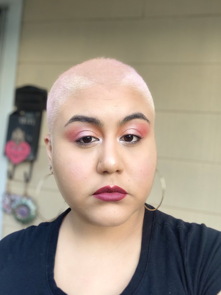 TPiffery's tweet photo. Guess Who💕✨
#BuzzCut
#PinkPastel
#Liberation https://t.co/0yQDfHm6Sl