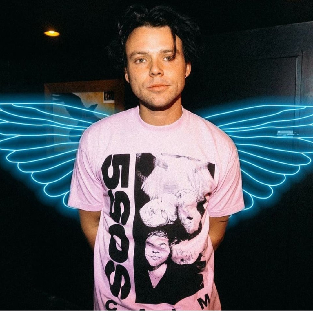 Melissa051103's tweet photo. #lovefor5sos
#CalmAndSaveBands
@5SOS ✨💗 https://t.co/VqsCCLxlqE