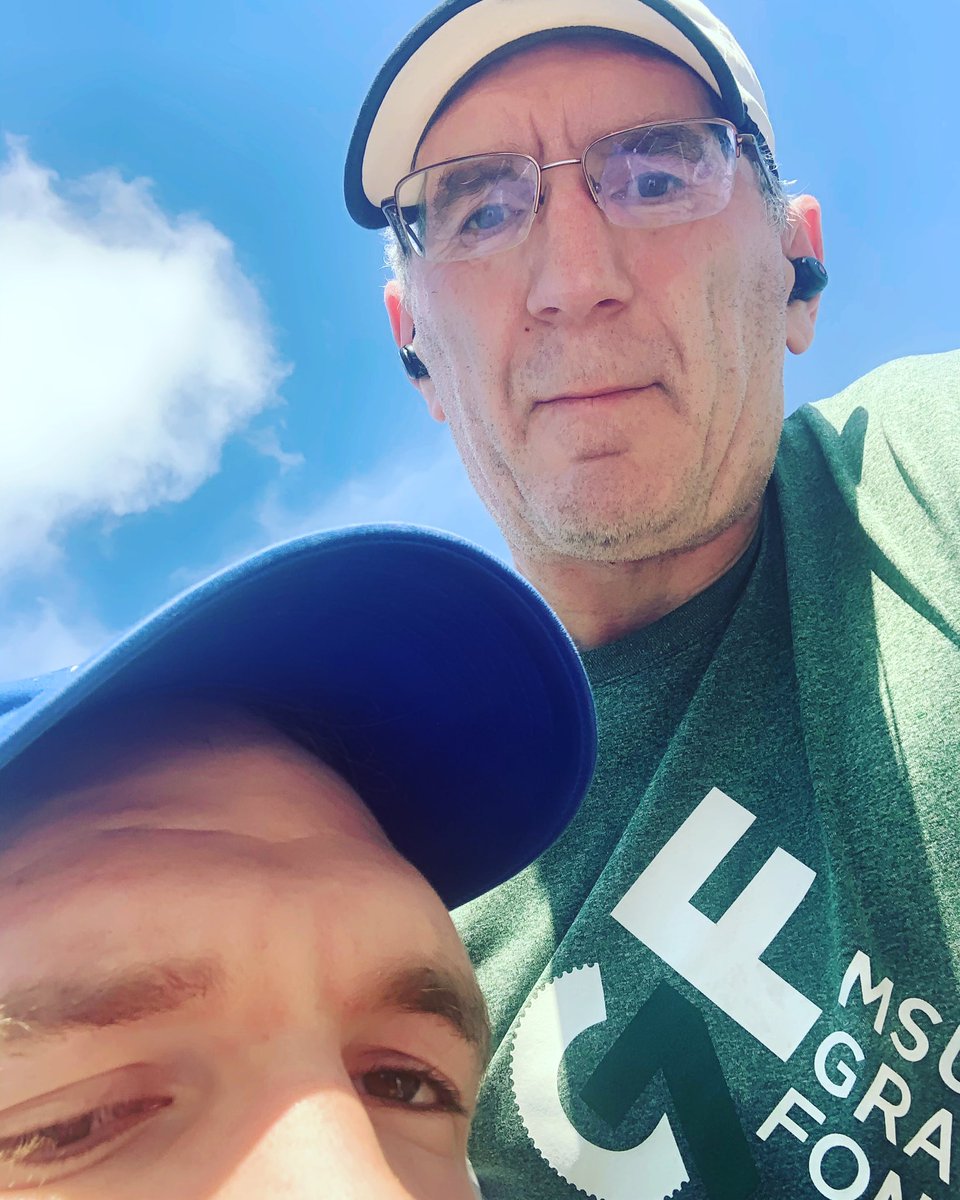 agar_john's tweet photo. My camera skills are really strong with my right hand #peekaboo 🥺🙄 #Worktodo #modelfail https://t.co/PuRY3QQQKv