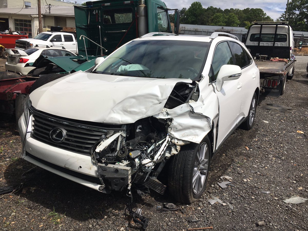 russ_aaron's tweet photo. My wife and I drove this RX350 out of the dealership last Monday afternoon. Yesterday, she was driving on a US highway at 50 mph when another driver turned in front of her from a dead stop on a dirt road driveway.  Everyone walked away. Incredibly safe car. Thanks @Lexus https://t.co/201C18hqi1
