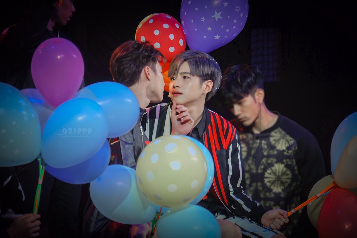 fanfanya's tweet photo. แอบมองตรงริมฝีปากคุณ ก็ยิ้มด้วยรึเปล่า

#2wishหวานน้อยรักร้อยเปอร https://t.co/HDTYVAAezN