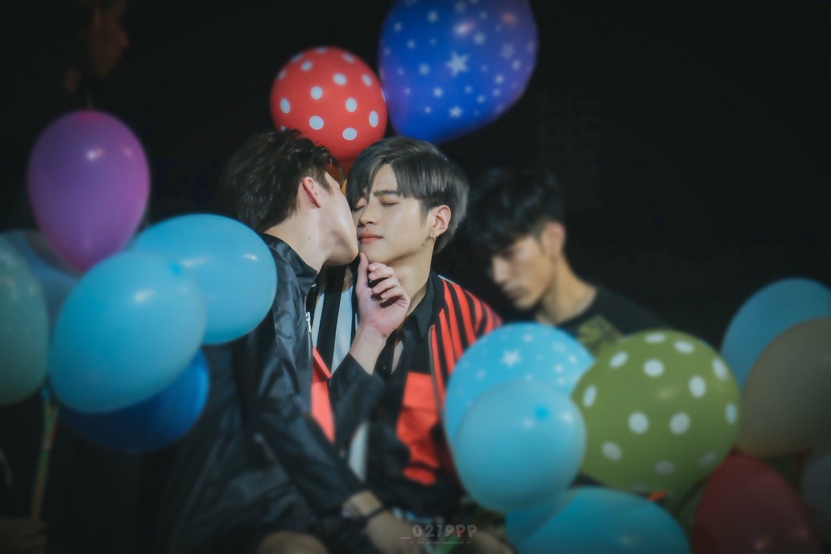 fanfanya's tweet photo. แอบมองตรงริมฝีปากคุณ ก็ยิ้มด้วยรึเปล่า

#2wishหวานน้อยรักร้อยเปอร https://t.co/HDTYVAAezN