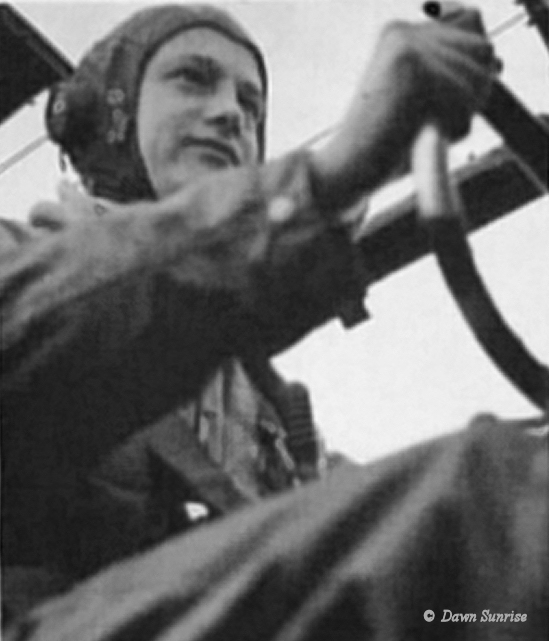 DawnSunrise1's tweet photo. My Dad, flying a Lancaster bomber.
I found an article in his archives, which included this quote:
"Got a tale of landing a Lanc without brakes or steering"
Think about that for a minute..
He was an exceptional pilot.
I want to know more now!
#RAFpilot #Lancasterpilot #RAFveteran https://t.co/EajISSJiDE