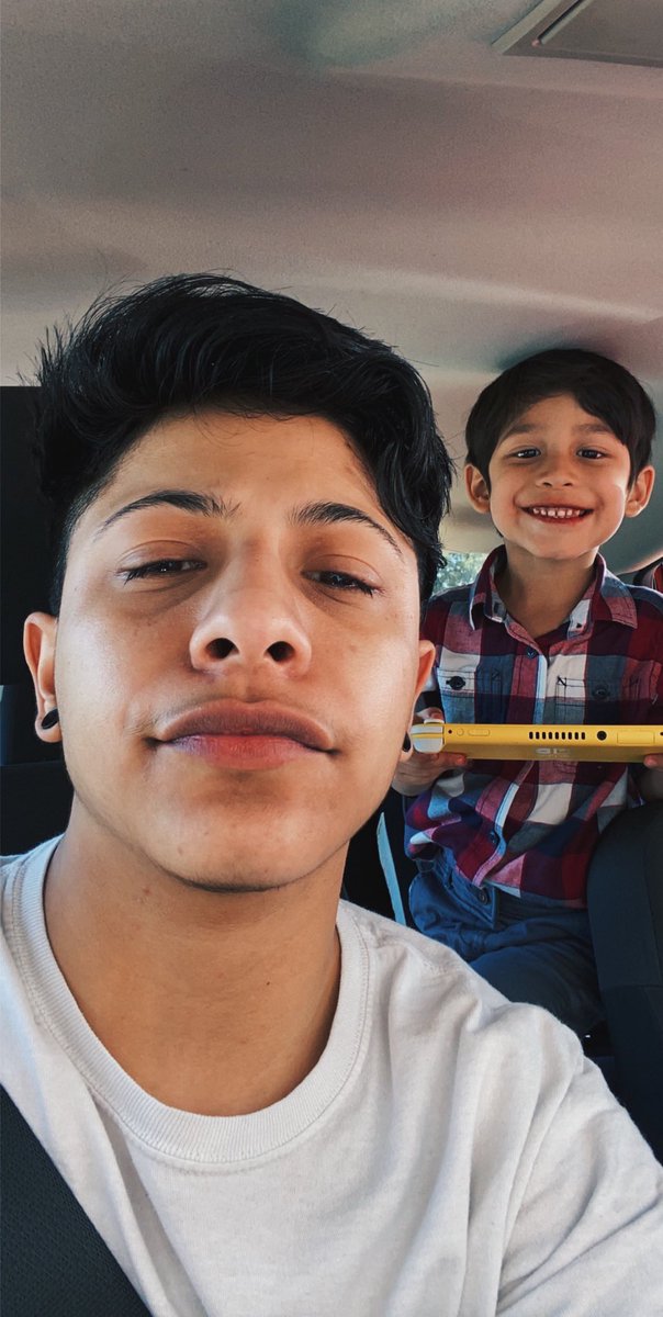 cosmicanthonyy's tweet photo. 2018    ——>     2020
donor conceived. always felt like a dad always acted like one. 
now i am one &amp; i love being a rad emo dad. 🤘🏼🖤 it gets better. it’s possible. be you &amp; happy. 
#transpride #transgenderparent #PrideMonth https://t.co/FFx9doNuQh