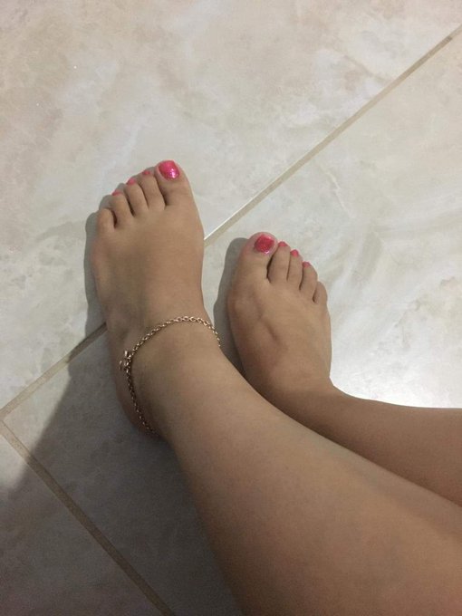 Bienvenido al mejor rinc&oacute;n erotico, que satisfar&aacute; tus instintos y fetiches. Bienvenido al rinc&oacute;n de la<a href="/tag/erotic"class="tags"><span>#erotic</span></a><a href="/tag/amateur"class="tags"><span>#amateur</span></a><a href="/tag/feets"class="tags"><span>#feets</span></a><a href="/tag/feetpictures"class="tags"><span>#feetpictures</span></a>