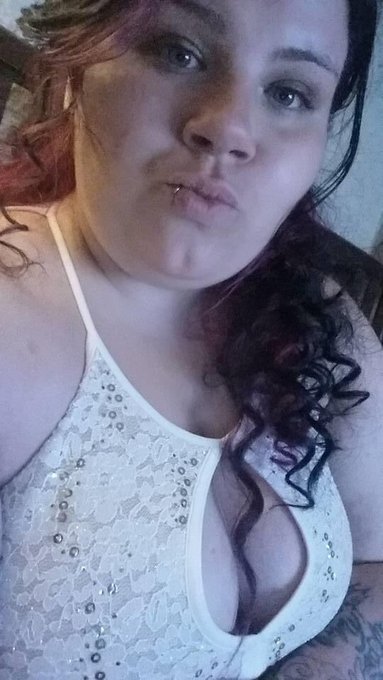 One of my husbands biggest fantasies was to have me fucked on our wedding night ....who knows I think<a href="/tag/throwback"class="tags"><span>#throwback</span></a>