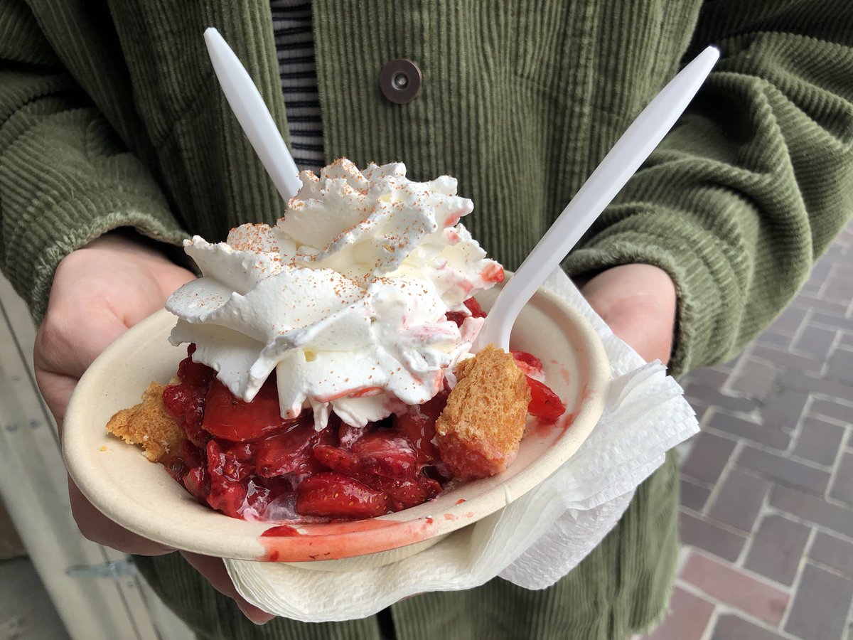 CarlsbadFriends's tweet photo. #StrawberryShack in the village #Carlsbad #CarlsbadVillage https://t.co/L0JSK3NlBN