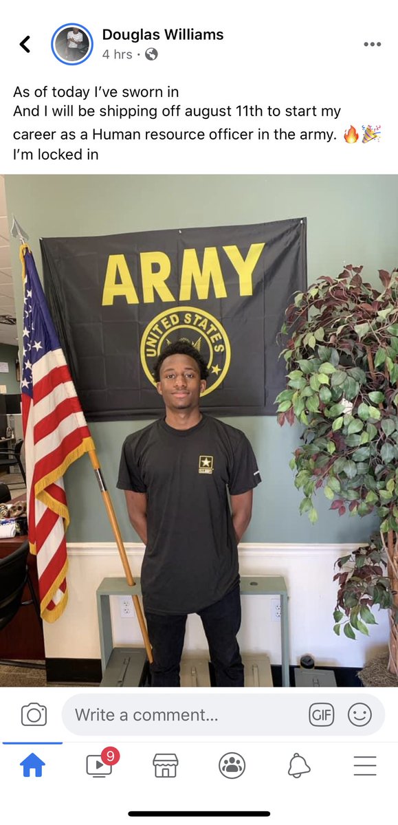 MsSamantha's tweet photo. S/O to my lil brother, dawg really growing up. He not a kid anymore 😩😩😩 #ArmyBound #GrownMan congrats #YoungKing 💪🏽💪🏽💪🏽💋 https://t.co/1fNMp9gBDf