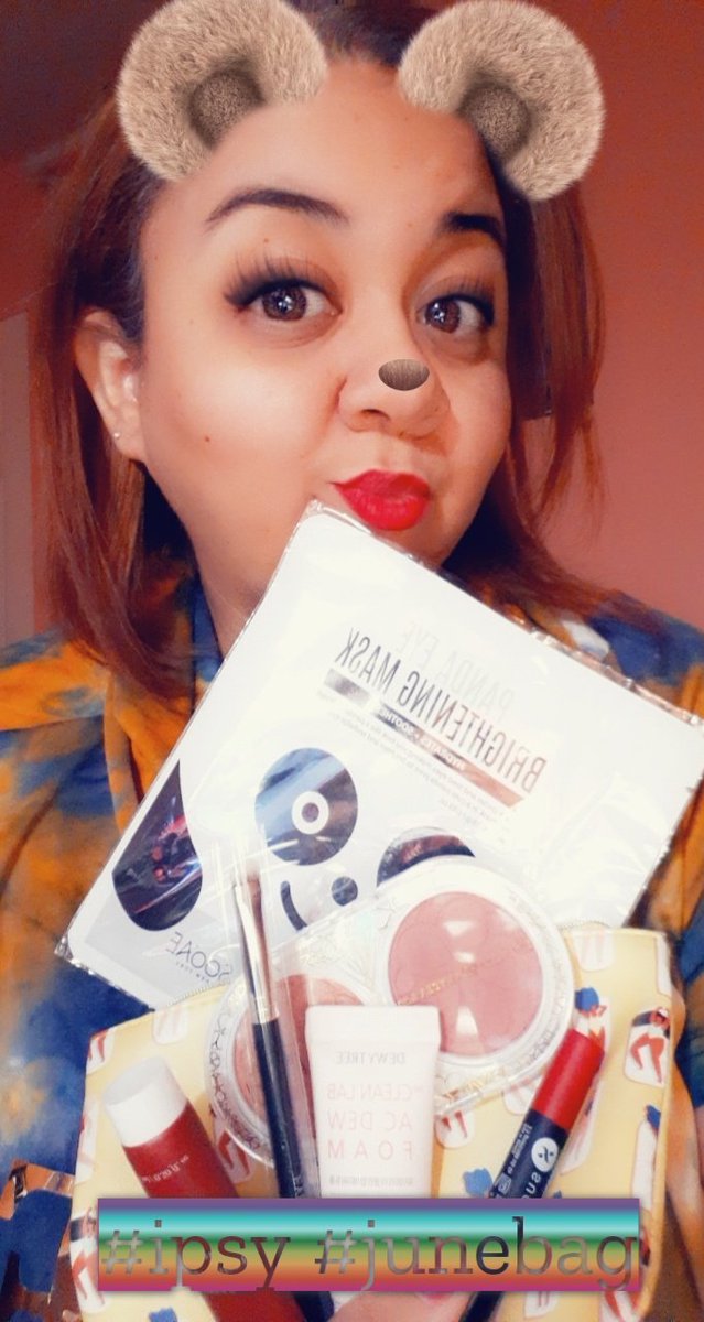 karolaponte19's tweet photo. Got my #ipsy #junebag https://t.co/hvQ1ipIT3D