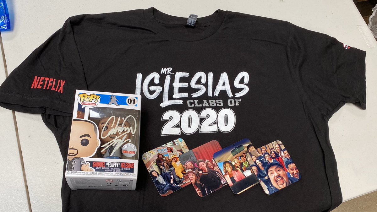 fluffyguy's tweet image. RT &amp;amp; comment with ( pick me #MrIglesias ) 4 ur chance to WIN a signed #FluffyFunkoPOP &amp;amp; the Mr. Iglesias gift bag.