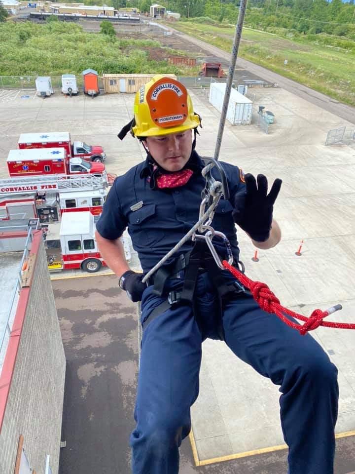 CorvallisFFs's tweet photo. Last week your Corvallis Professional Firefighters spent hours training diligently on various rope rescue skills. Probationary Firefighter Donovan and Myrold are shown rappelling out of a window which may be necessary in order to access victims during rescue operations. https://t.co/MNwhCAmDWu
