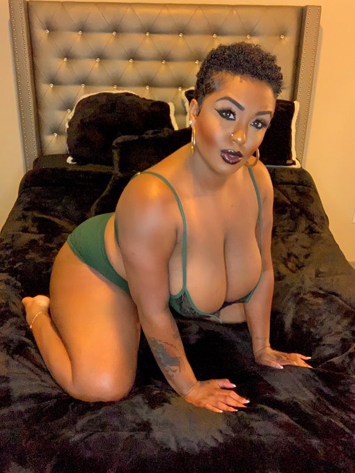 Wanna come relax with me ? 😉😏💚 https://t.co/7JOFra1Jqo #onlyfans #dallas #texas https://t.co/xyQzHjg<a href="/tag/texas"class="tags"><span>#texas</span></a><a href="/tag/dallas"class="tags"><span>#dallas</span></a><a href="/tag/onlyfans"class="tags"><span>#onlyfans</span></a>