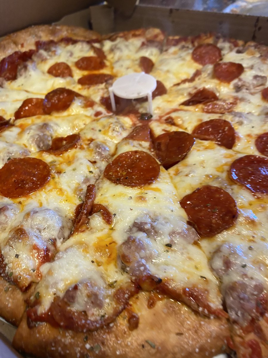 Chivos_Pizza's tweet photo. https://t.co/aJ9lj9oPjH