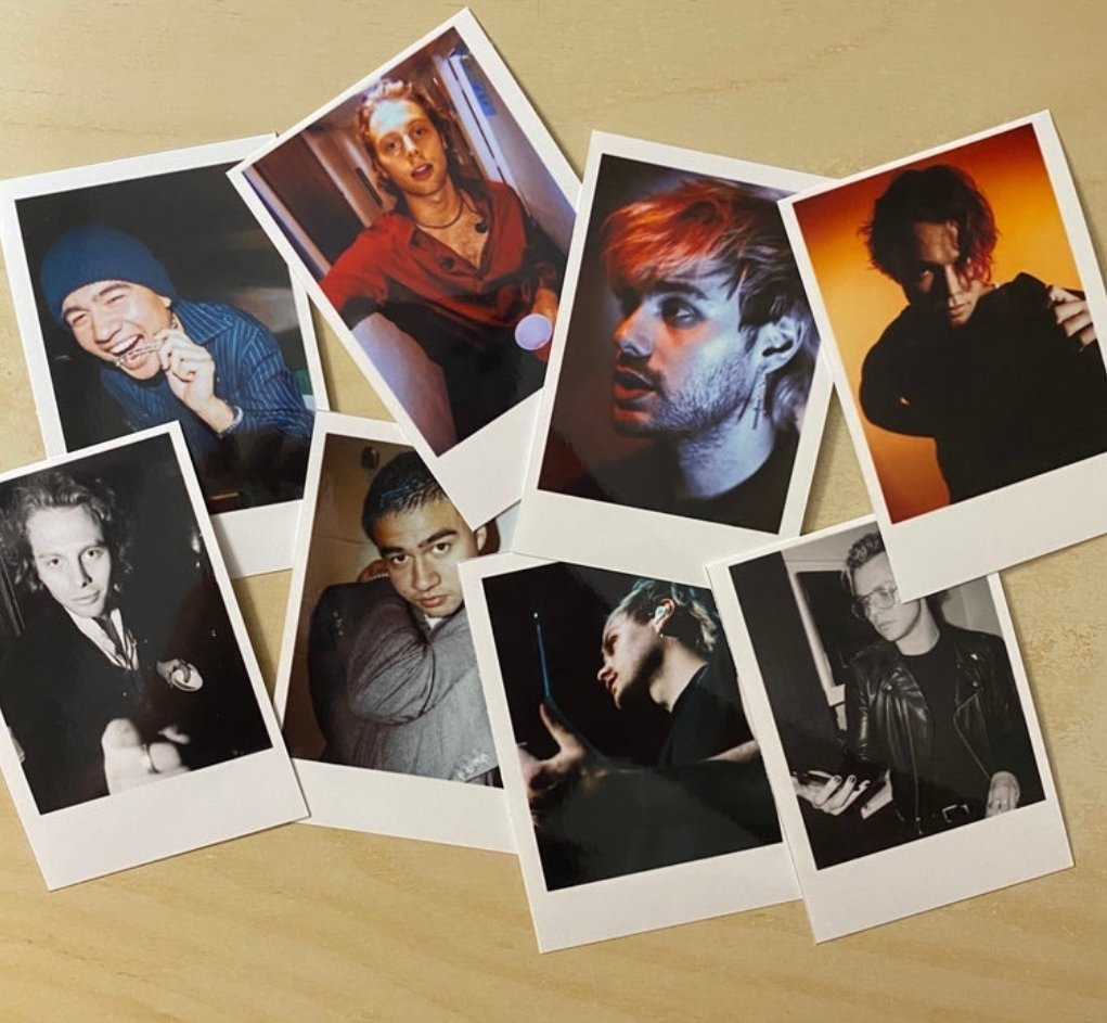 hannahlftv's tweet photo. hey guys i've decided to do a giveaway!!

winner gets to pick one of the packs below :) 

rules: 
• like/rt
• comment your favorite 5sos song

ends friday june 19 https://t.co/6DIDgl9bdr