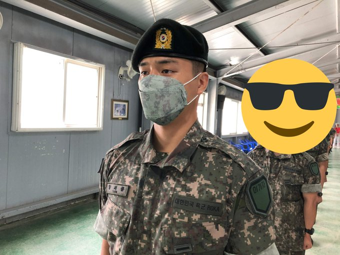 enthralleddd's tweet photo. looking at this photo of sejong made me realise that even the military's face mask comes with a camo green prints. when i saw kyungsoo's photo, he managed to make it look so sweet when he wore it...🙈 https://t.co/KN16mFTIK4