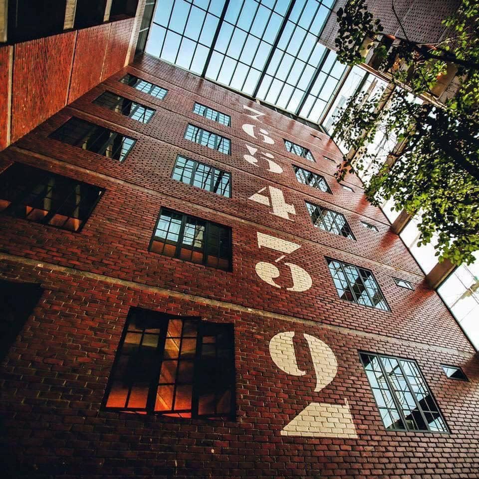 nia 🌌 (@latuaastrid) / Twitter