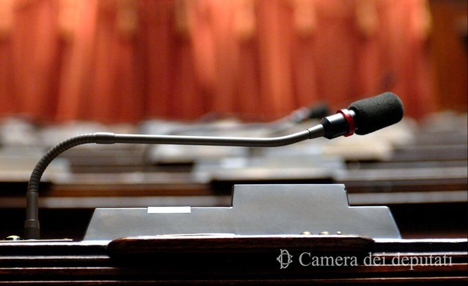 Oggi alle 15 in diretta #Rai, WebTv e su facebook.com/Cameradeideput… il #QuestionTime con i Ministri <a href="/AlfonsoBonafede/">Alfonso Bonafede</a> - <a href="/minGiustizia/">Ministero Giustizia</a>, @PaolaPisano_Min - <a href="/InnovazioneGov/">Dipartimento per la Trasformazione Digitale</a> e <a href="/CatalfoNunzia/">Nunzia Catalfo</a> - <a href="/MinLavoro/">Ministero Lavoro</a>. I temi: bit.ly/QT_170620 #OpenCamera