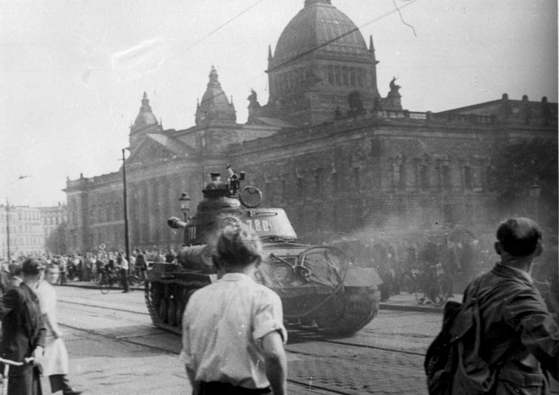 On June 18th, demos continues in hundreds of towns across East Germany but these were also suppressed with force (9)