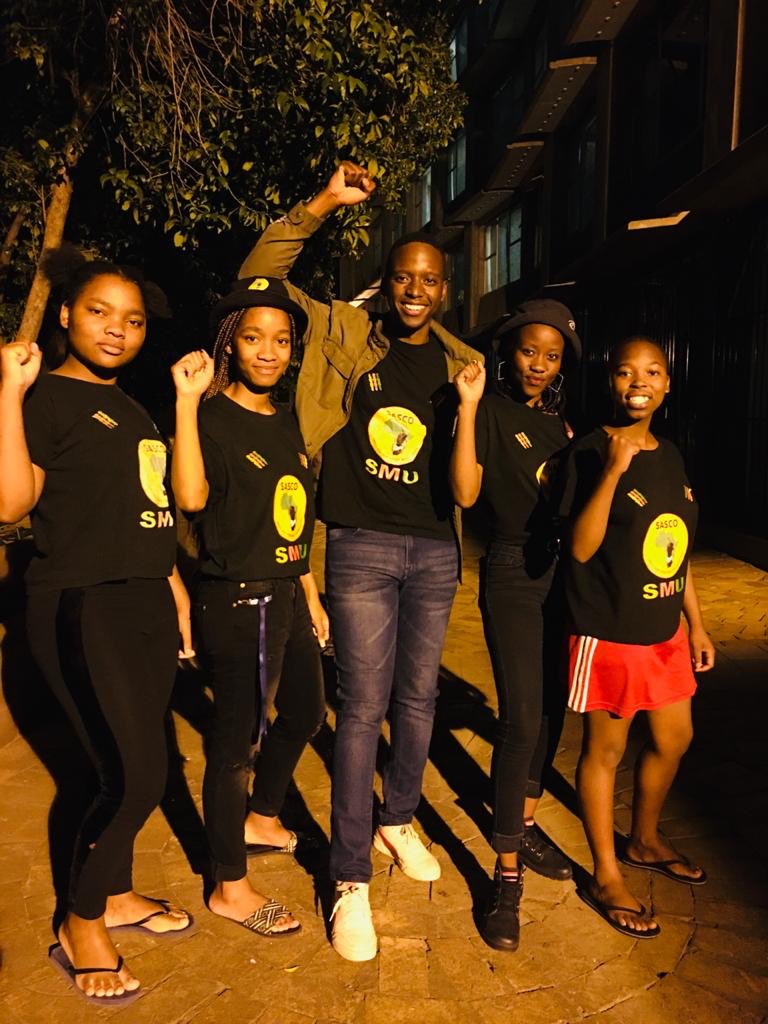 SascoSmu's tweet photo. It’s #SASCOWednesday at SMU. A day under normal conditions, we huddle under the SASCO gazebo and sing. But don’t worry comrades, tough times never last😹. Till we sing again🙌🏽💛🖤❤️💚 https://t.co/OpyPOXoRmY