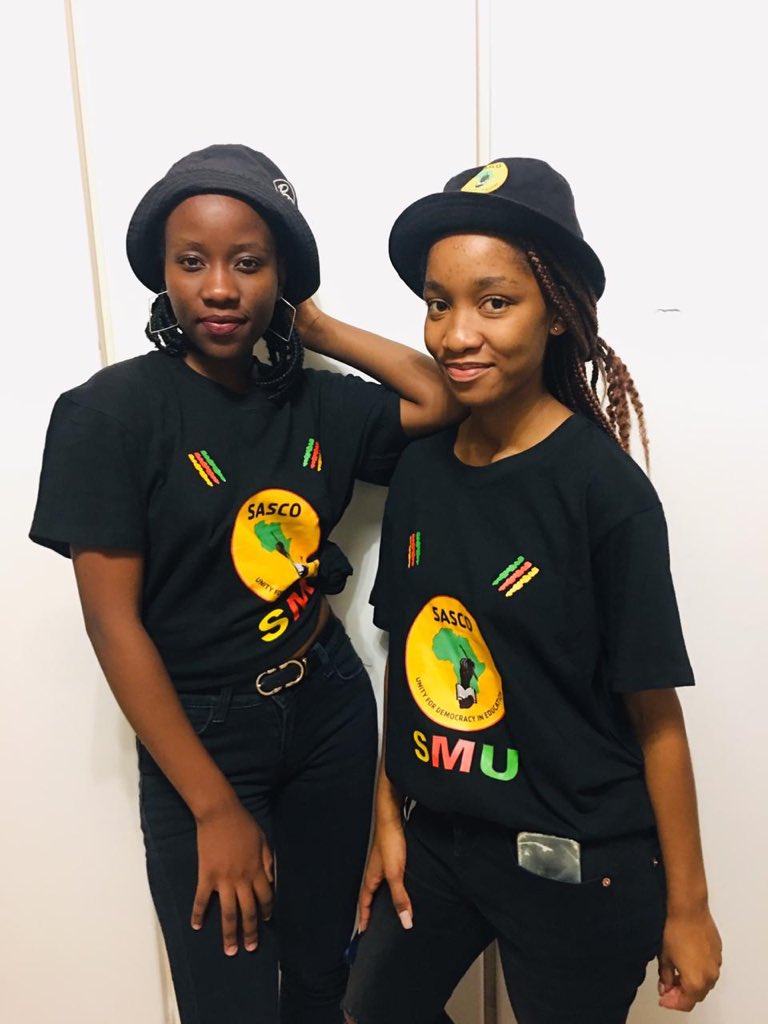 SascoSmu's tweet photo. It’s #SASCOWednesday at SMU. A day under normal conditions, we huddle under the SASCO gazebo and sing. But don’t worry comrades, tough times never last😹. Till we sing again🙌🏽💛🖤❤️💚 https://t.co/OpyPOXoRmY
