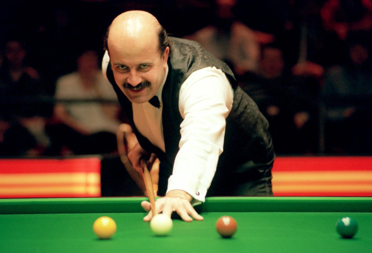 LCFC's tweet image. We are deeply saddened to hear that snooker legend and Foxes supporter Willie Thorne has passed away at the age of 66. 

The thoughts of everyone at the Club are with Willie’s loved ones at this sad time. 

Rest in peace.