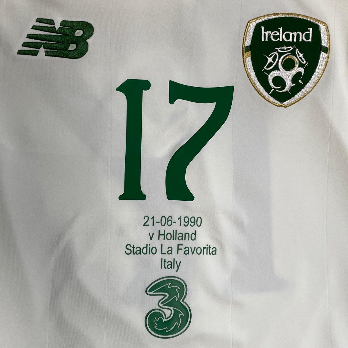 officialfaishop's tweet image. 🚨WIN🚨
 
To celebrate 11 iconic Irish tournament moments we will be giving away a unique Ireland jersey to commemorate each game on their match dates throughout June @FAIreland
 
⚽️ Niall Quinn V The Netherlands at WC Italia 90
 
To enter simply RETWEET, FOLLOW &amp;amp; COMMENT