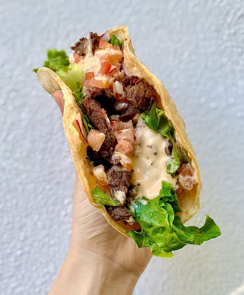fishdistrict's tweet photo. Taco Tuesdays are 👌🏼but let’s be real, our tacos hit the spot EVERY day! 🤗 Order tacos at ➡️https://t.co/IoKOATBJ7n! ✨
.
.
.
.
.
.
.
.
.
.
#foodporn #foodgasm #satisfeed #cuisinesworld #hypefeast #buzzfeedfood #foodgram #delicious #instafood #openforde… https://t.co/SfgKQ0eLB7 https://t.co/lmqgIEiYmQ