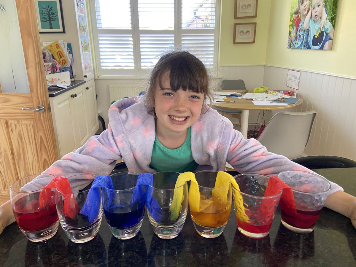 DunhurstScience's tweet photo. Rainbows - a symbol of hope and an experiment in capillary action! G1 scientists inspired by the science fair. https://t.co/VPqDwGq35B