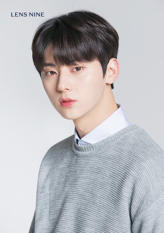 황민현_THAILAND!♡ tweet media