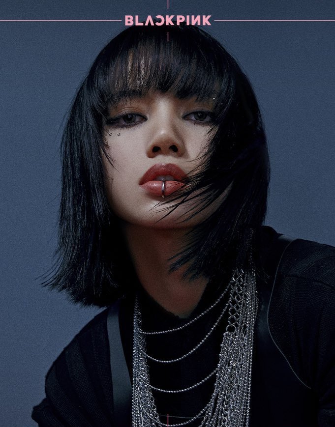 blurrytopfaces's tweet photo. I’m not a fan of kpop but this Lisa from blackpink is the prettiest woman I’ve ever seen 🥺🥺 I would die for her omg https://t.co/2Vm1vGBcxX