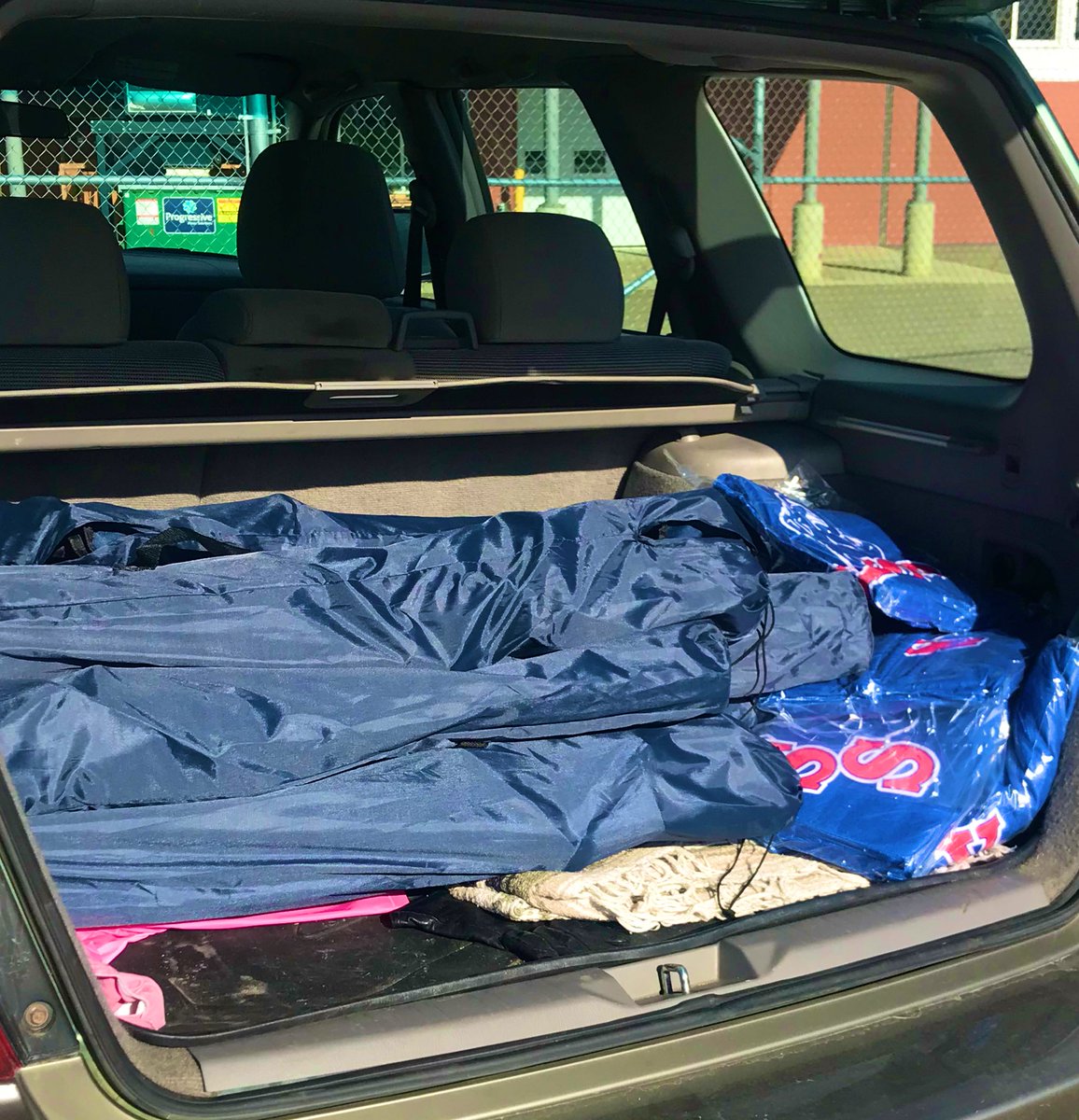 Tonight was amazing! A definite highlight to wrap up this unpredictable school year. Delivering grad gifts and lawn signs to some of the class of 2020 (&amp; even reminisce about the past 5 years!) <a href="/VernonSecondary/">Vernon Secondary</a> #gradninja @SD22Vernon