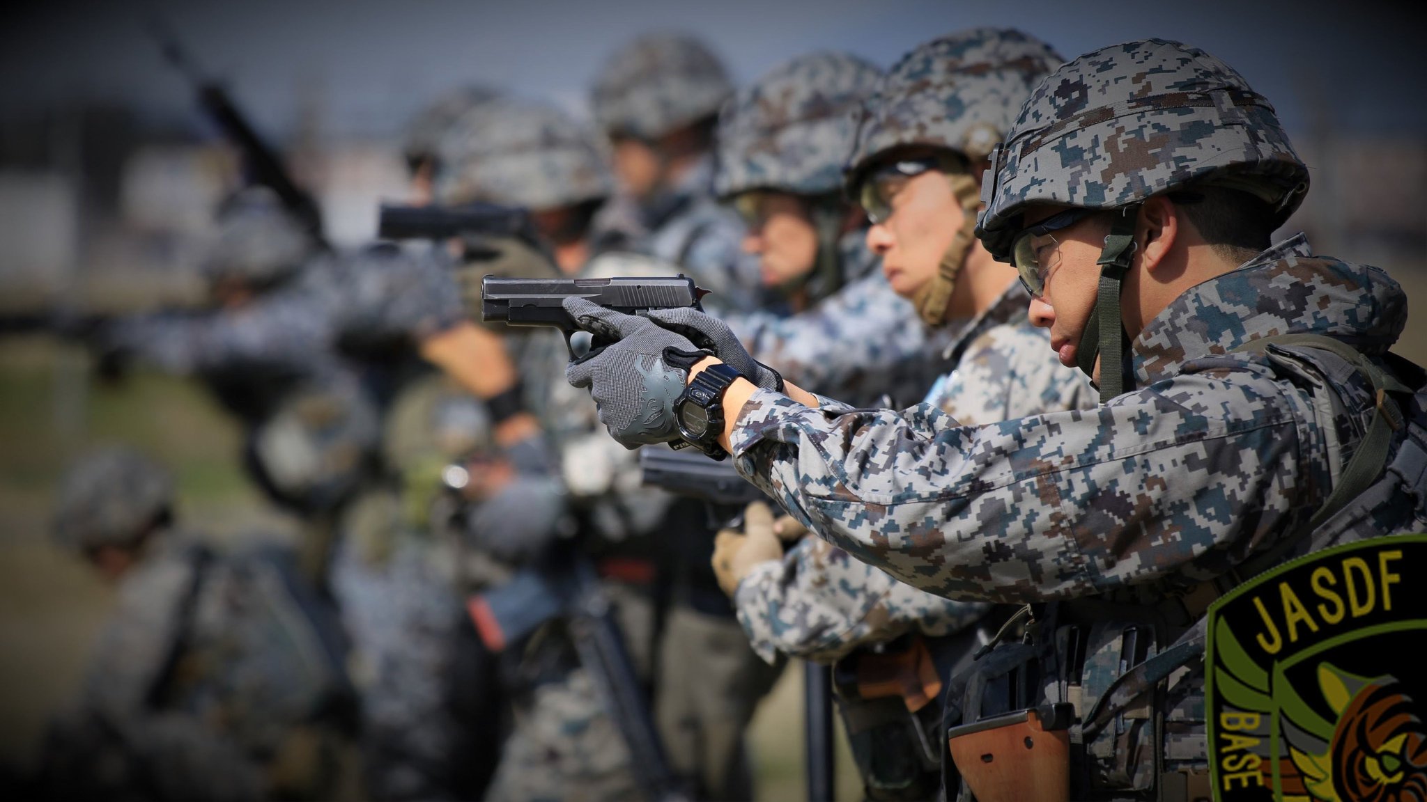 江寧部隊史　支那派遣軍特務教育隊（左はカバー） 江寧部隊史 支那派遣軍特務教育隊（左はカバー） 人文